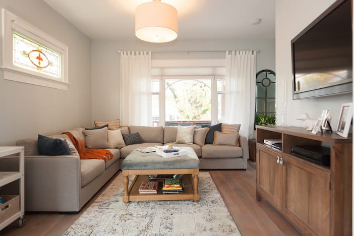 Luxury Jillian Harris Living Room Sofa 2020