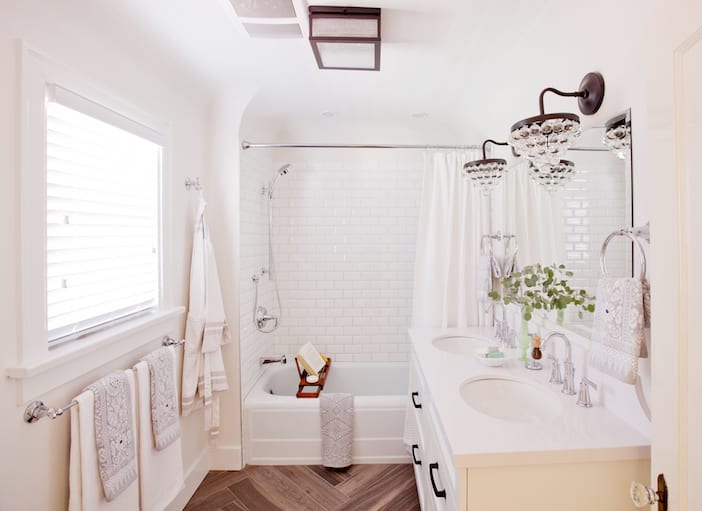 Love It Or List It Vancouver - LOLV EP3073 - After - Master Bathroom 1