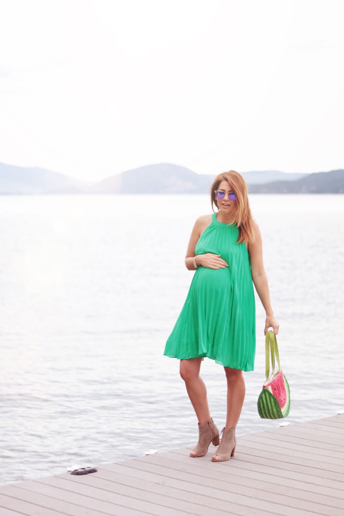 baby-bump-in-green-modcloth