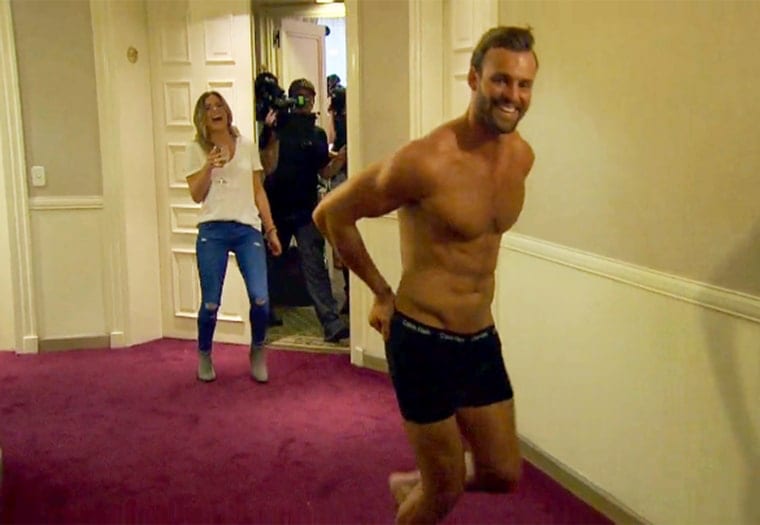 Robby and JoJo stripping on last nights episode of The Bachelorette