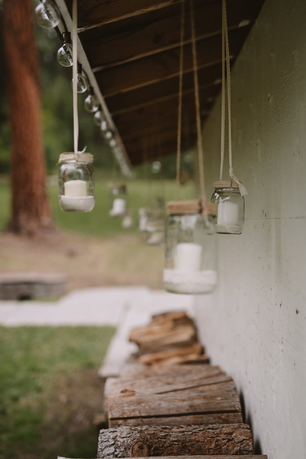 candles-in-jars