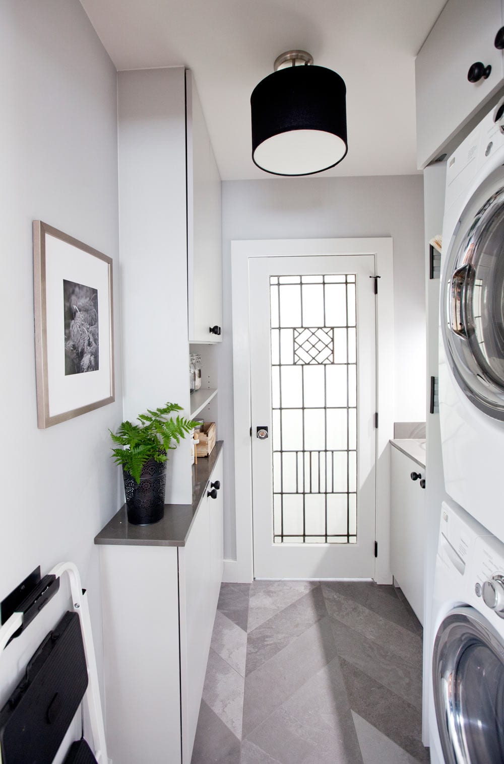 blog-love it or list it-ep4079-after-laundry-room-2