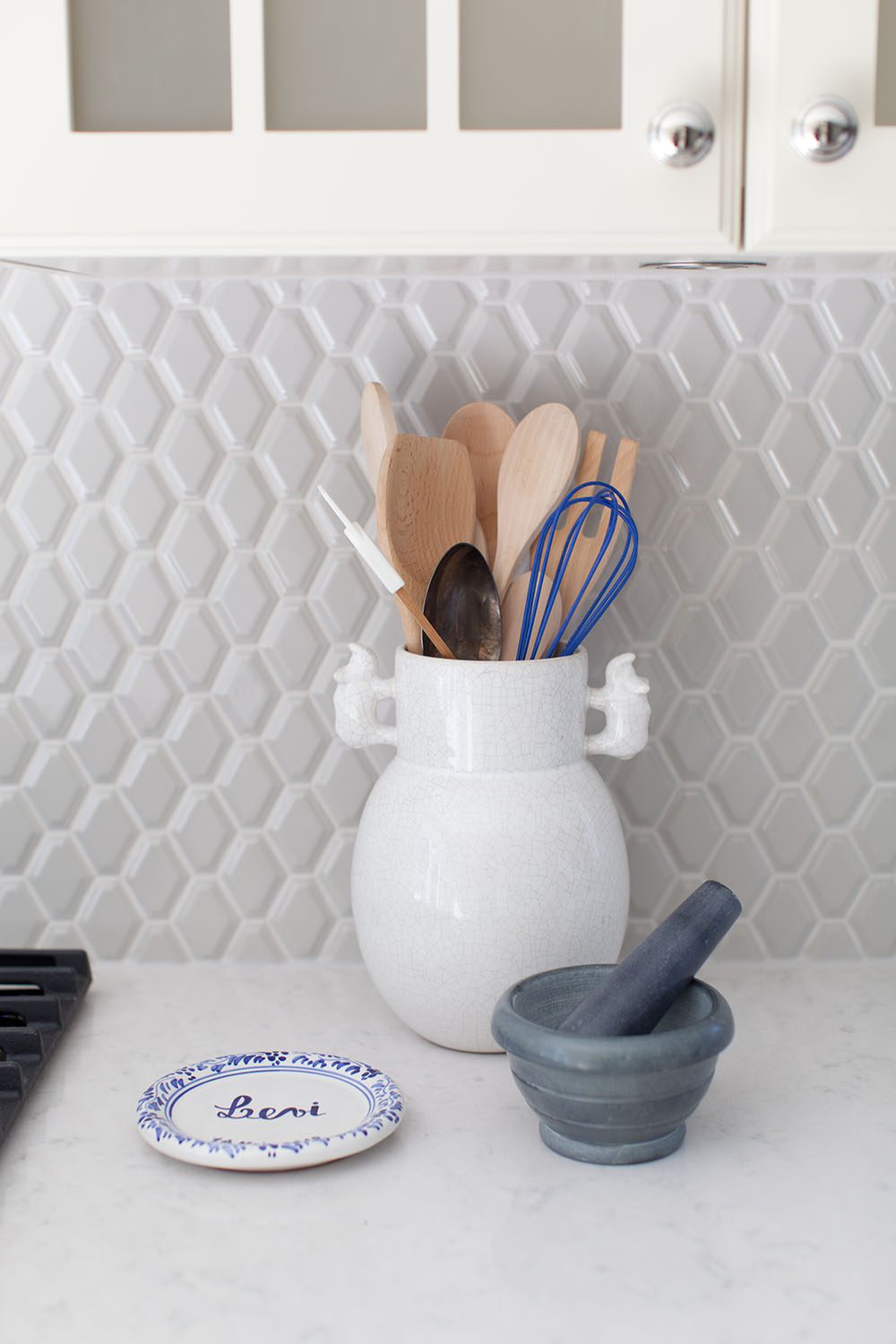 love-it-or-list-it-kitchen-backsplash