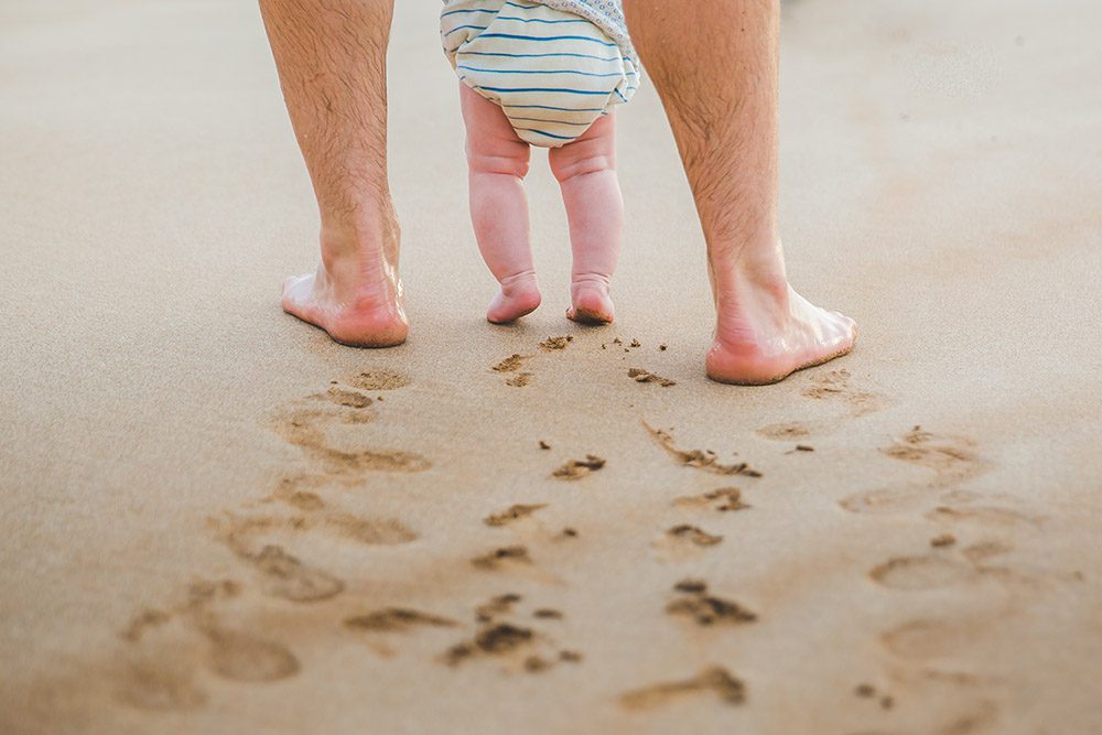 leo-walking-in-maui