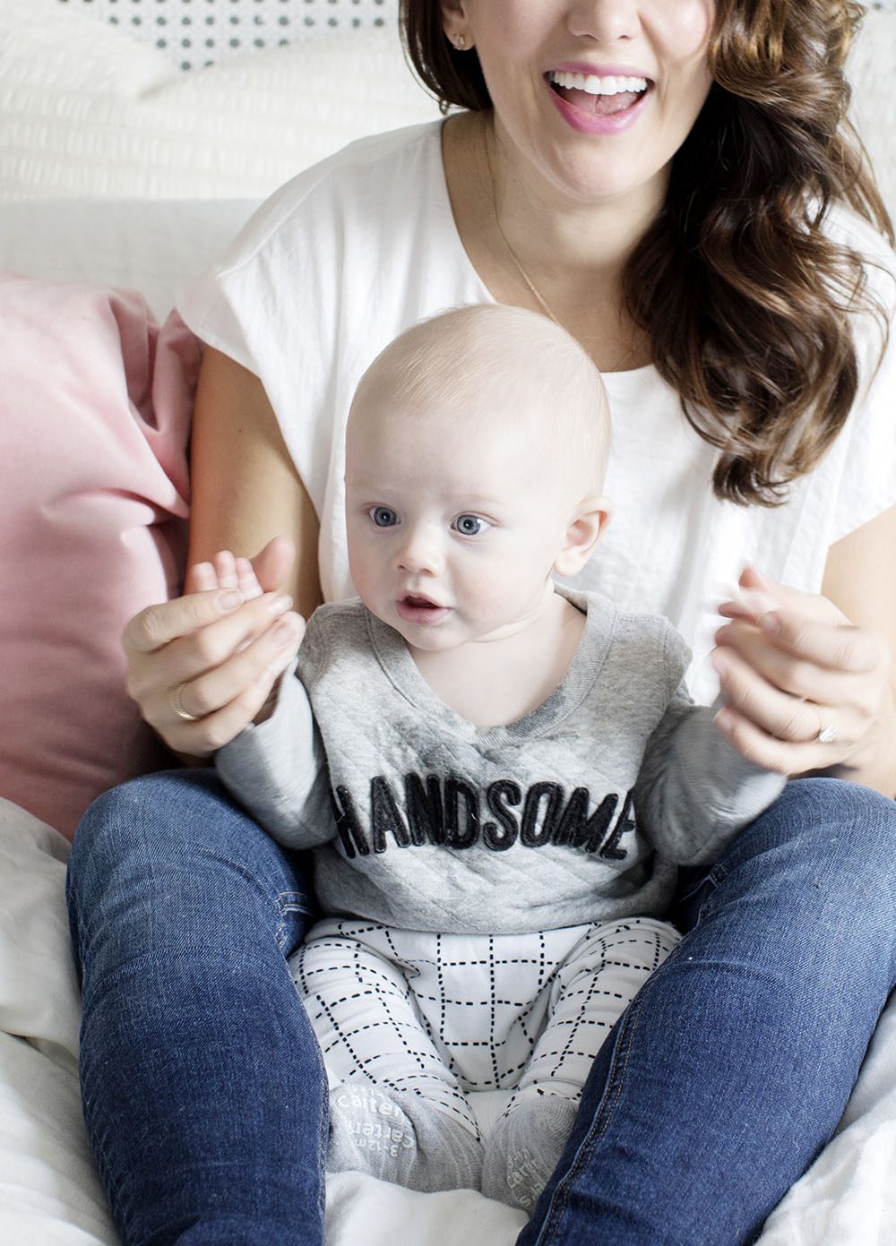 jillian-and-leo-on-bed