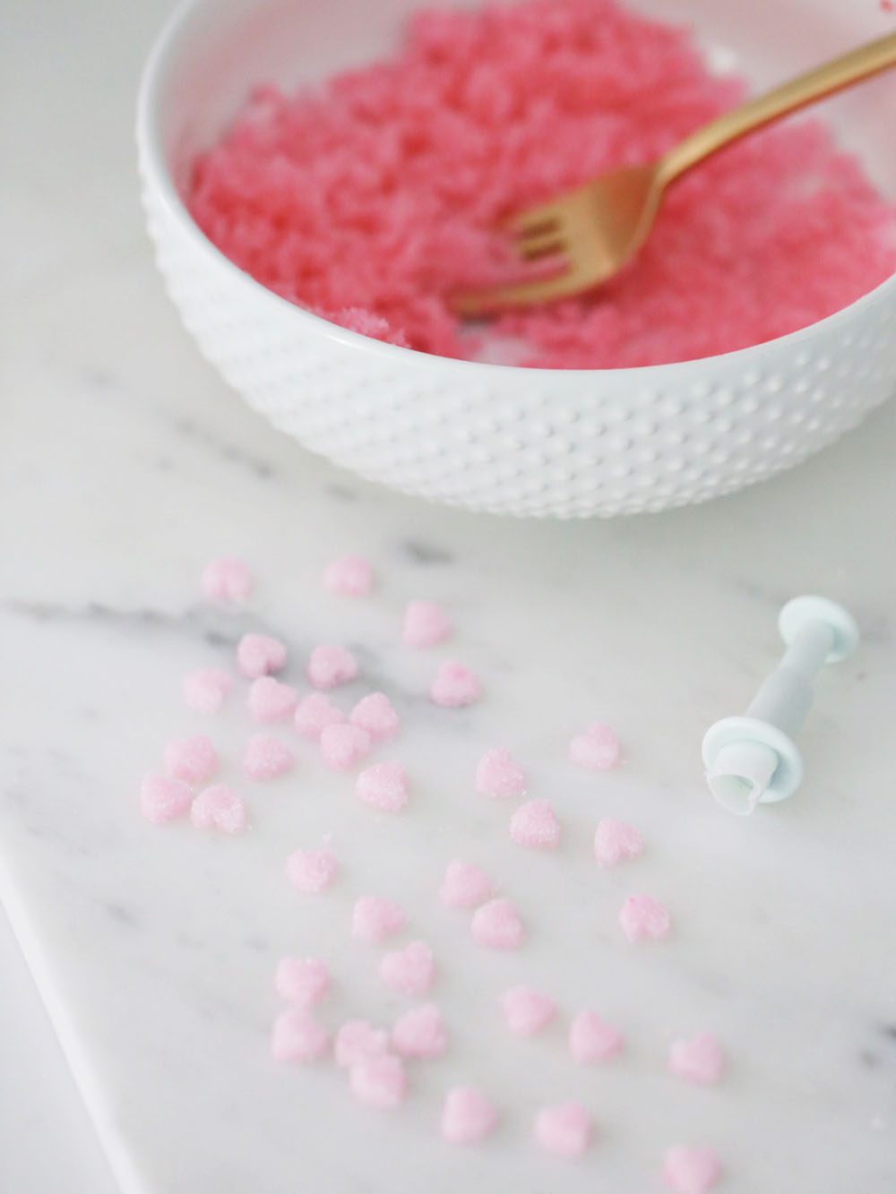 jillian-harris-erin-sousa-valentine-sugar-hearts-8