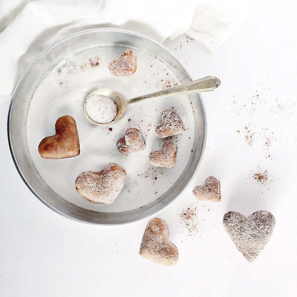 jillian-harris-vegan-heart-cake-donuts-3