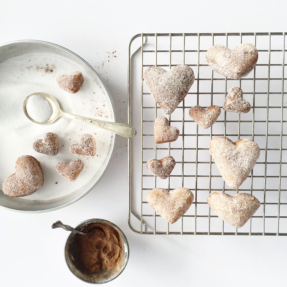 jillian-harris-vegan-heart-cake-donuts