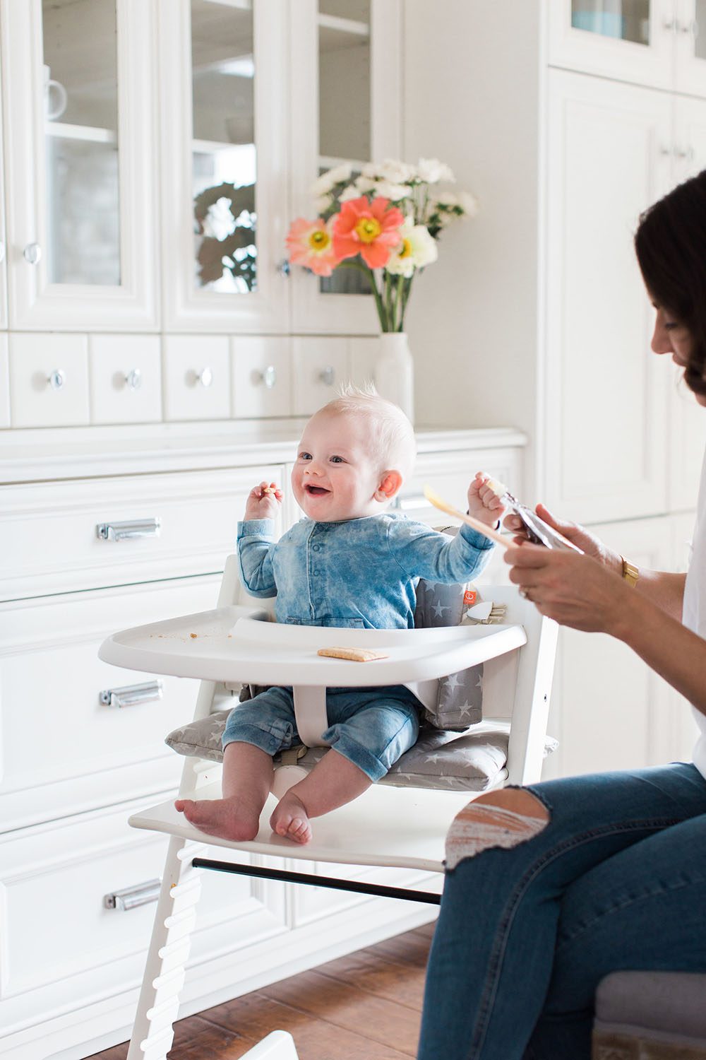 Jillian Harris - Leo Eating Solids-6