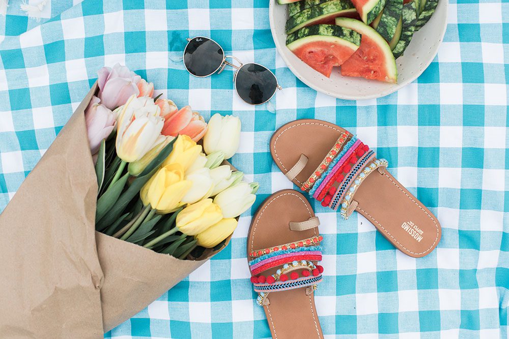 Jillian Harris Packing the Perfect Picnic