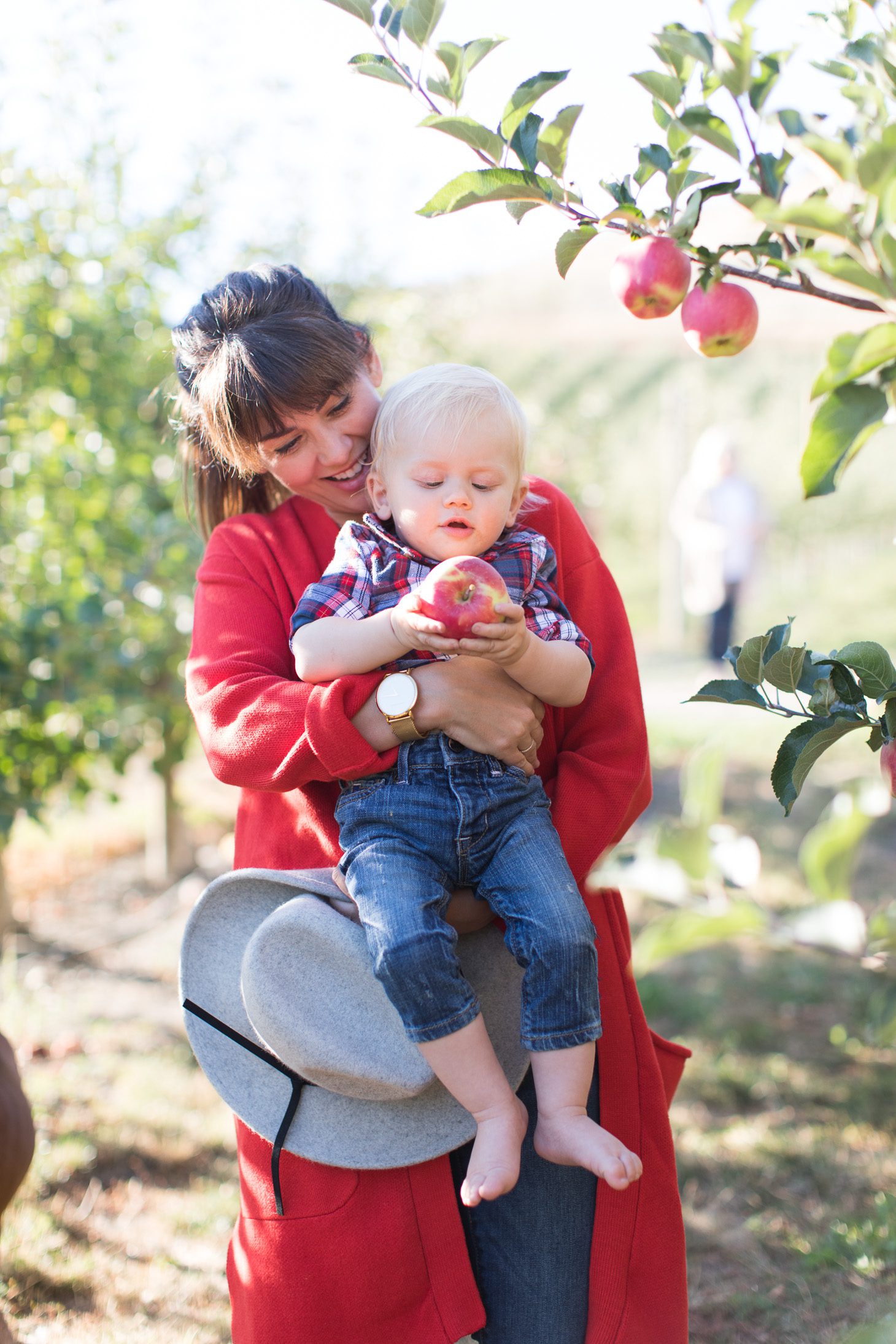 Jillian Harris and Leo Apple Picking