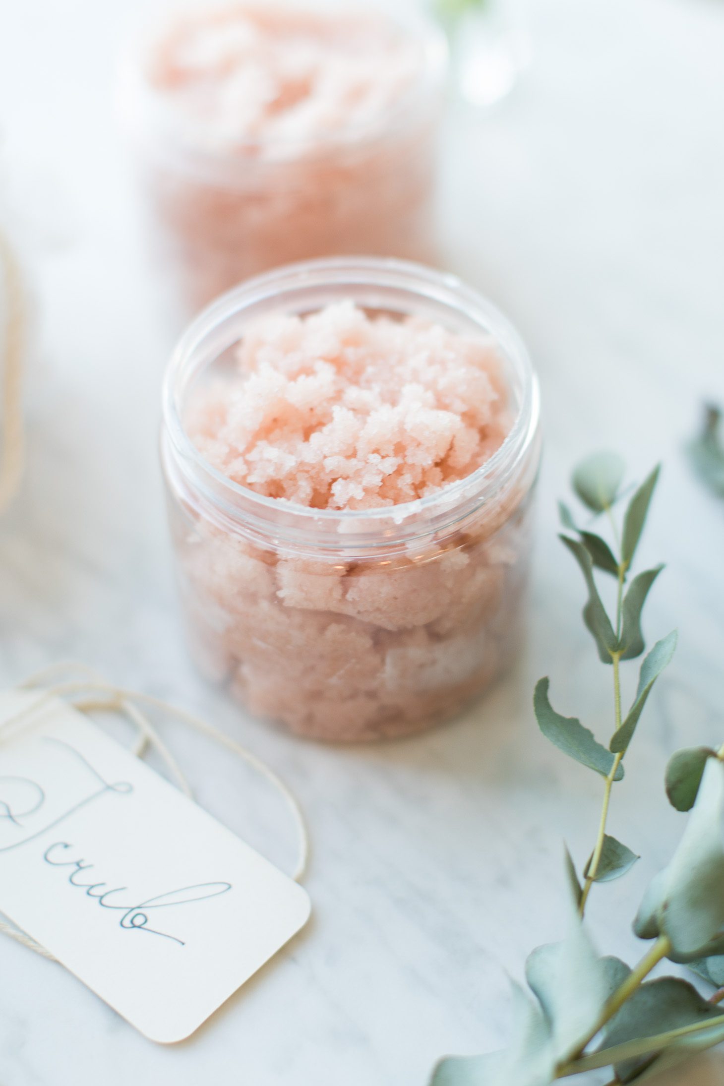 Jillian Harris DIY Invigorating Body Scrub