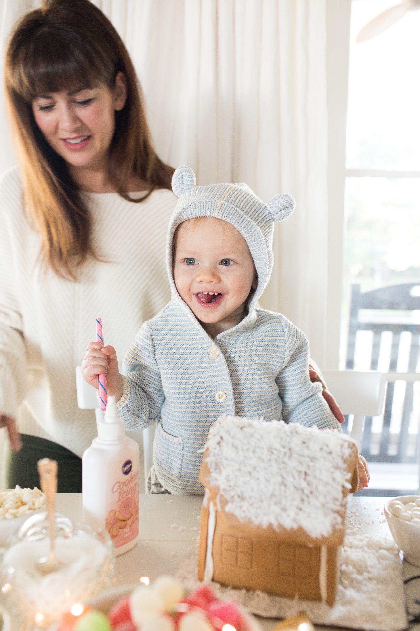 Jillian Harris Gingerbread House Decorating Tips