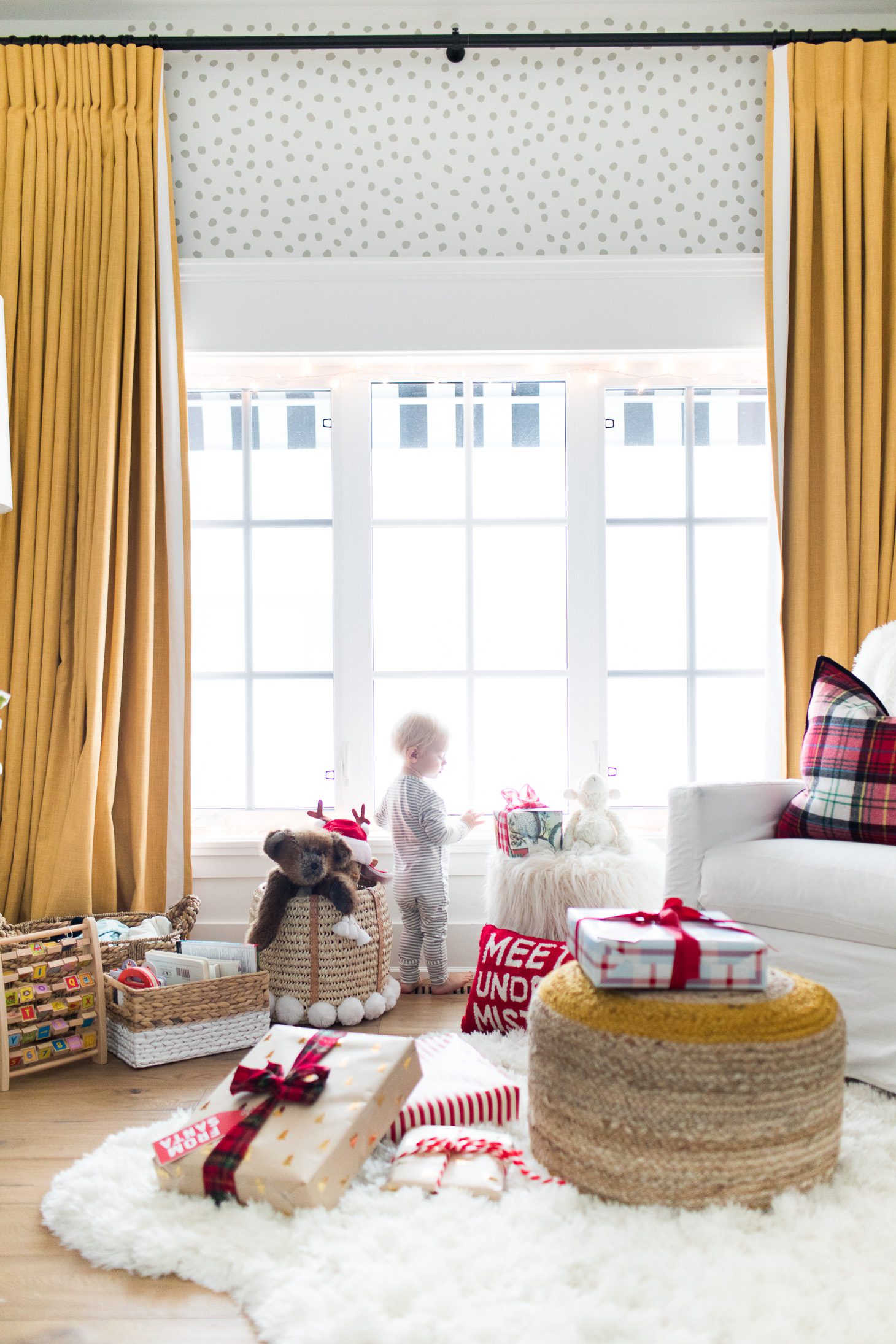 Jillian Harris Christmas Decor