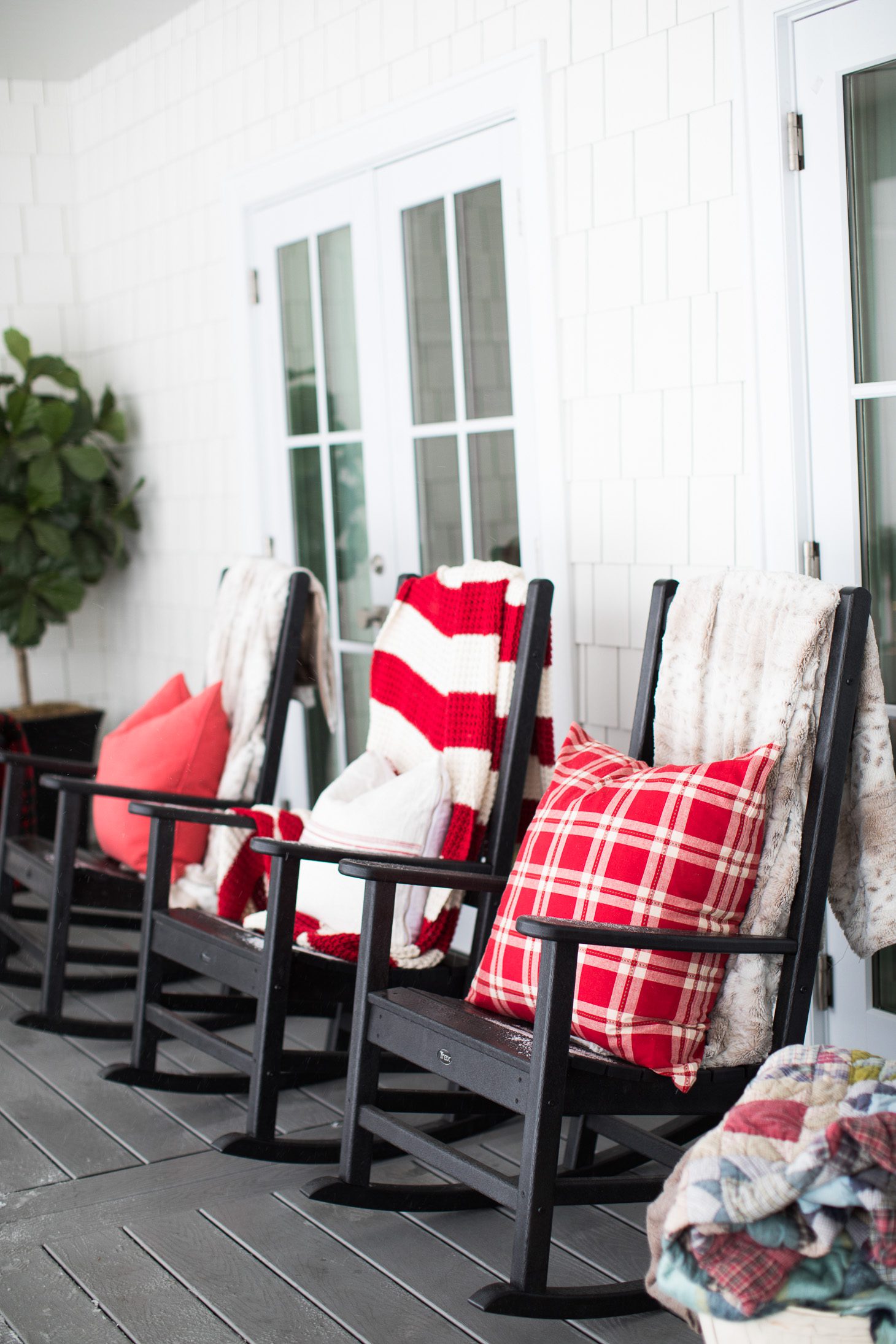 Jillian Harris Christmas Decor