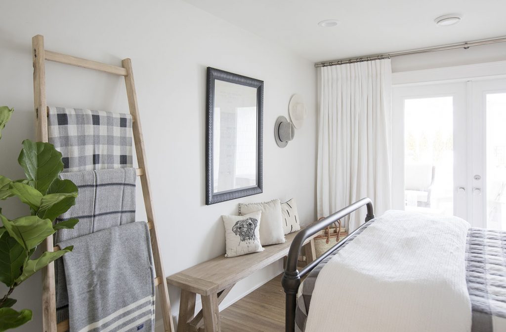 The Final Touch: How Custom Drapes Complete Your Space