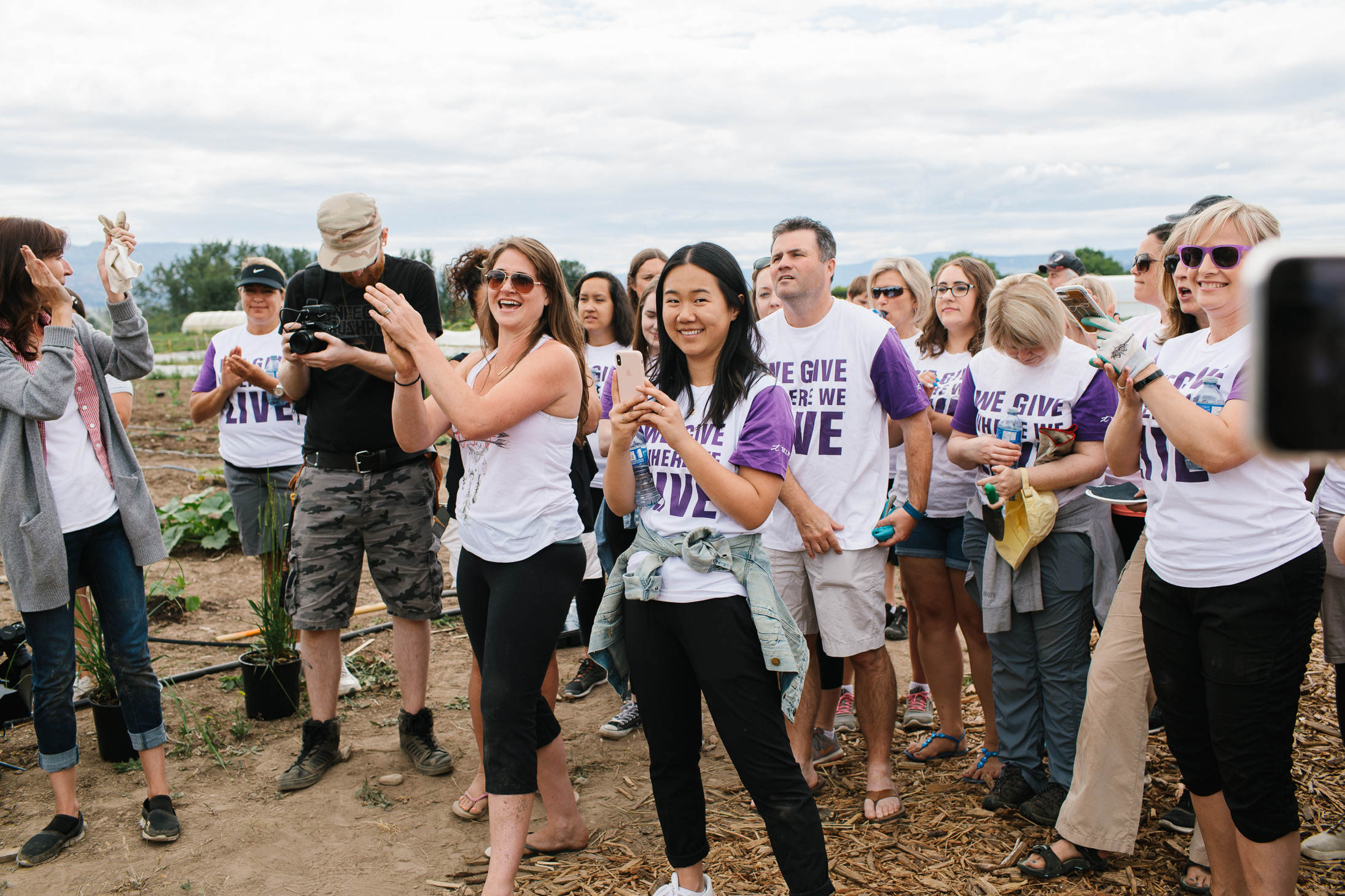 Jillian Harris A Community that Plants Together Grows Together