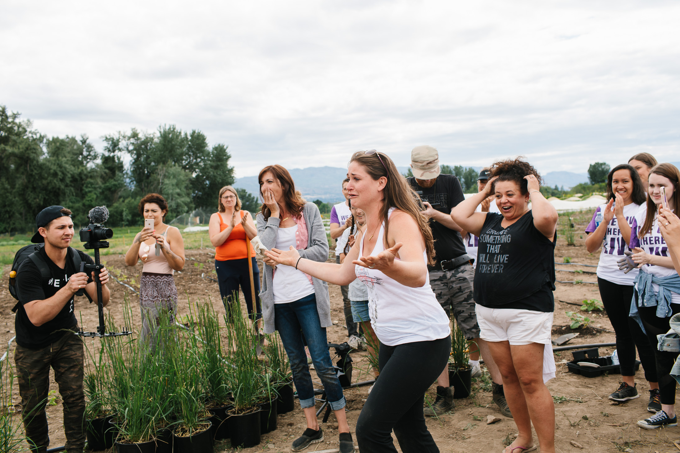 Jillian Harris A Community that Plants Together Grows Together