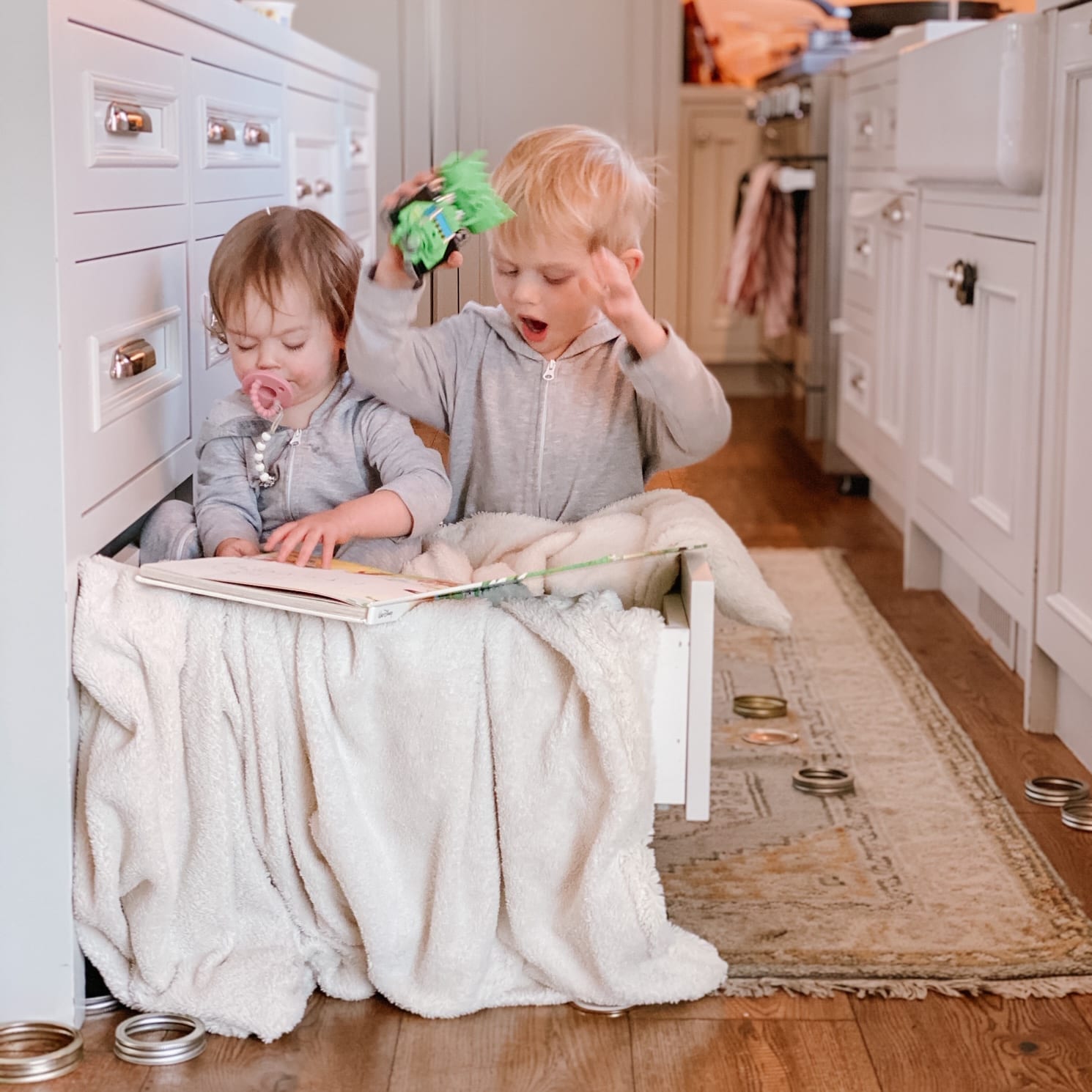 Jillian Harris' Kids Playing