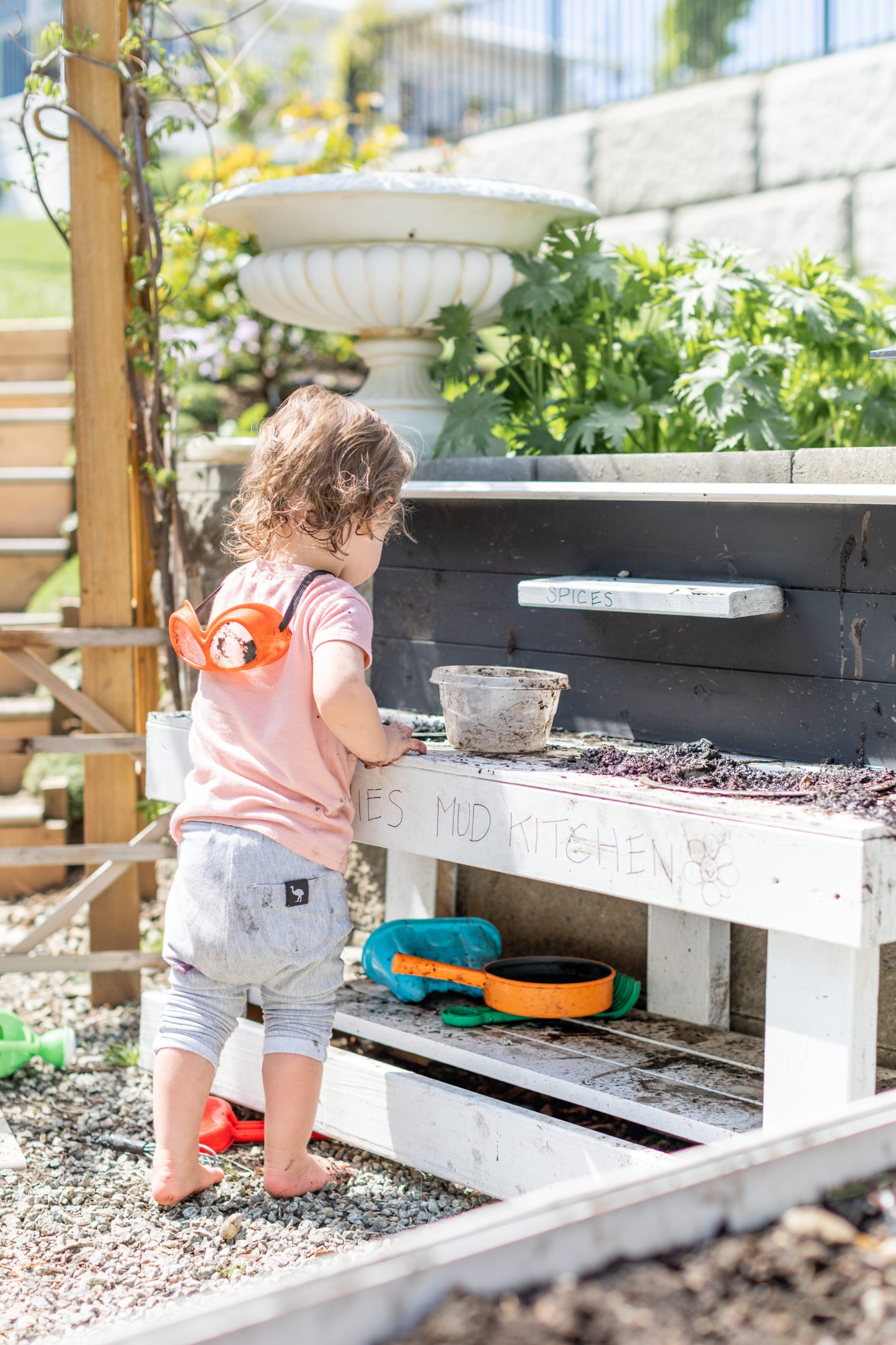 Little Kids Mud Kitchen