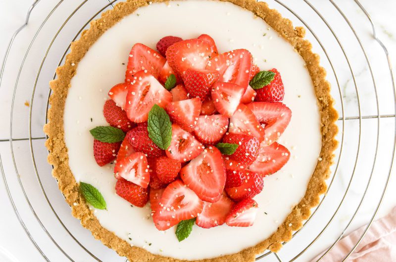 Vegan Strawberries & Cream Pie