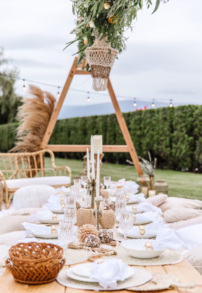 Outdoor Picnic Set-Up