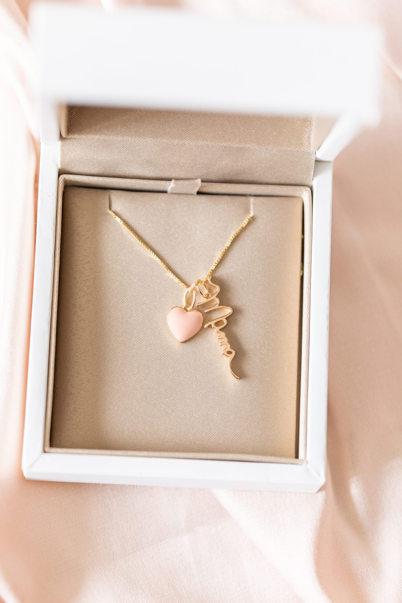 Jillian Harris x Melanie Auld Valentine's Day Gift Guide