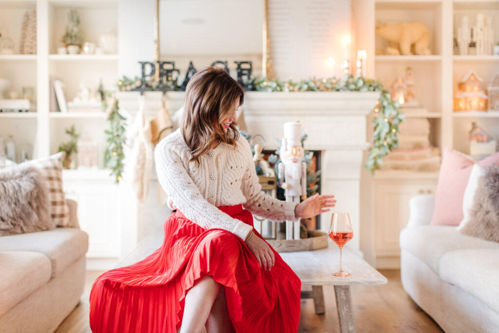 Jillian Harris' 12 Days of Giving Campaign Day 6 Jardines Domaine Closet Makeover