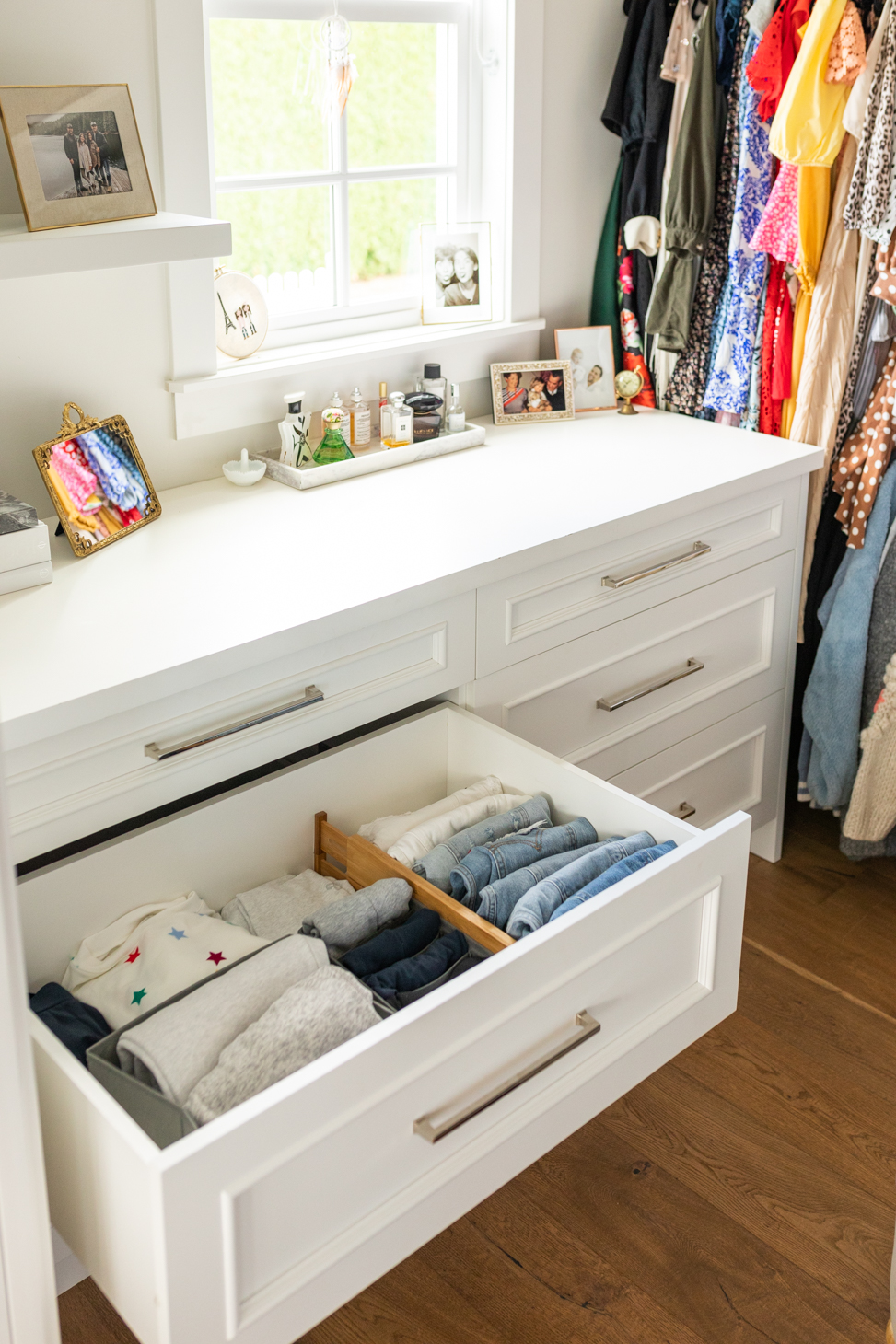 Jillian Harris' 12 Days of Giving Campaign Day 6 Jardines Domaine Closet Makeover