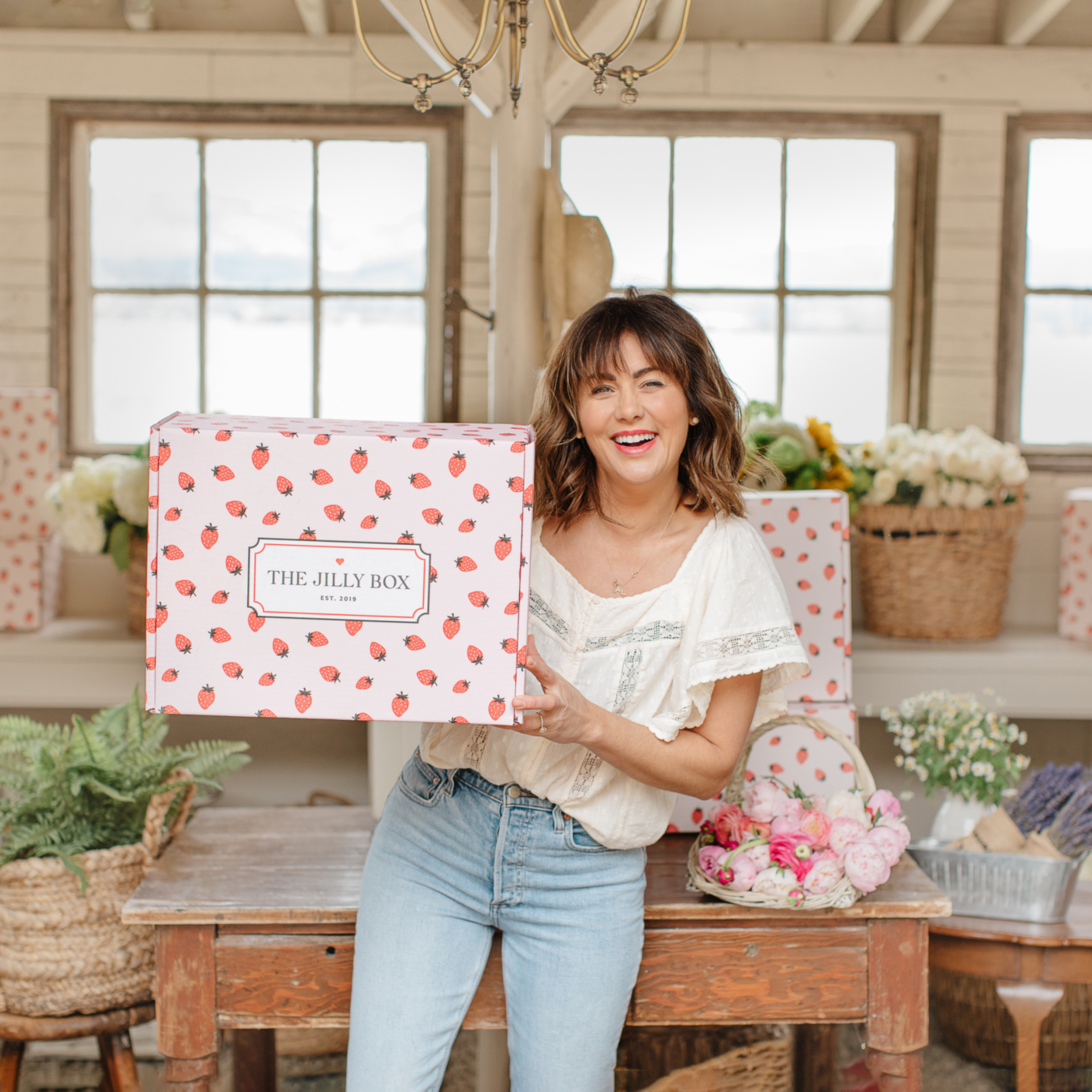 The Official Summer 2022 Jilly Box Reveal!