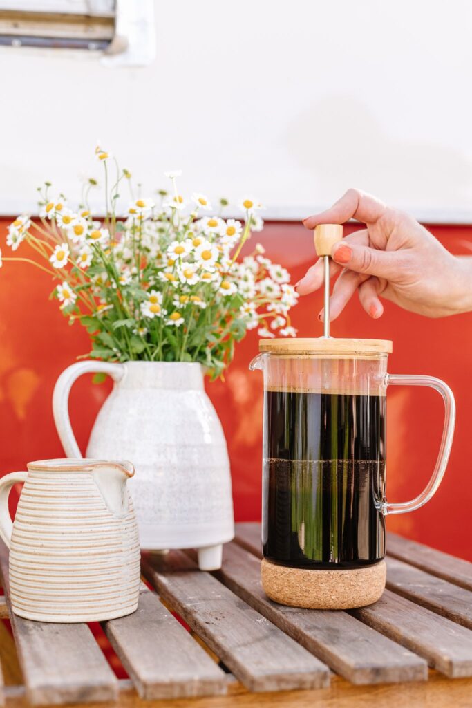 Jillian Harris using the MELBOURNE French Press from Grosche International from The Fall 2022 Jilly Box