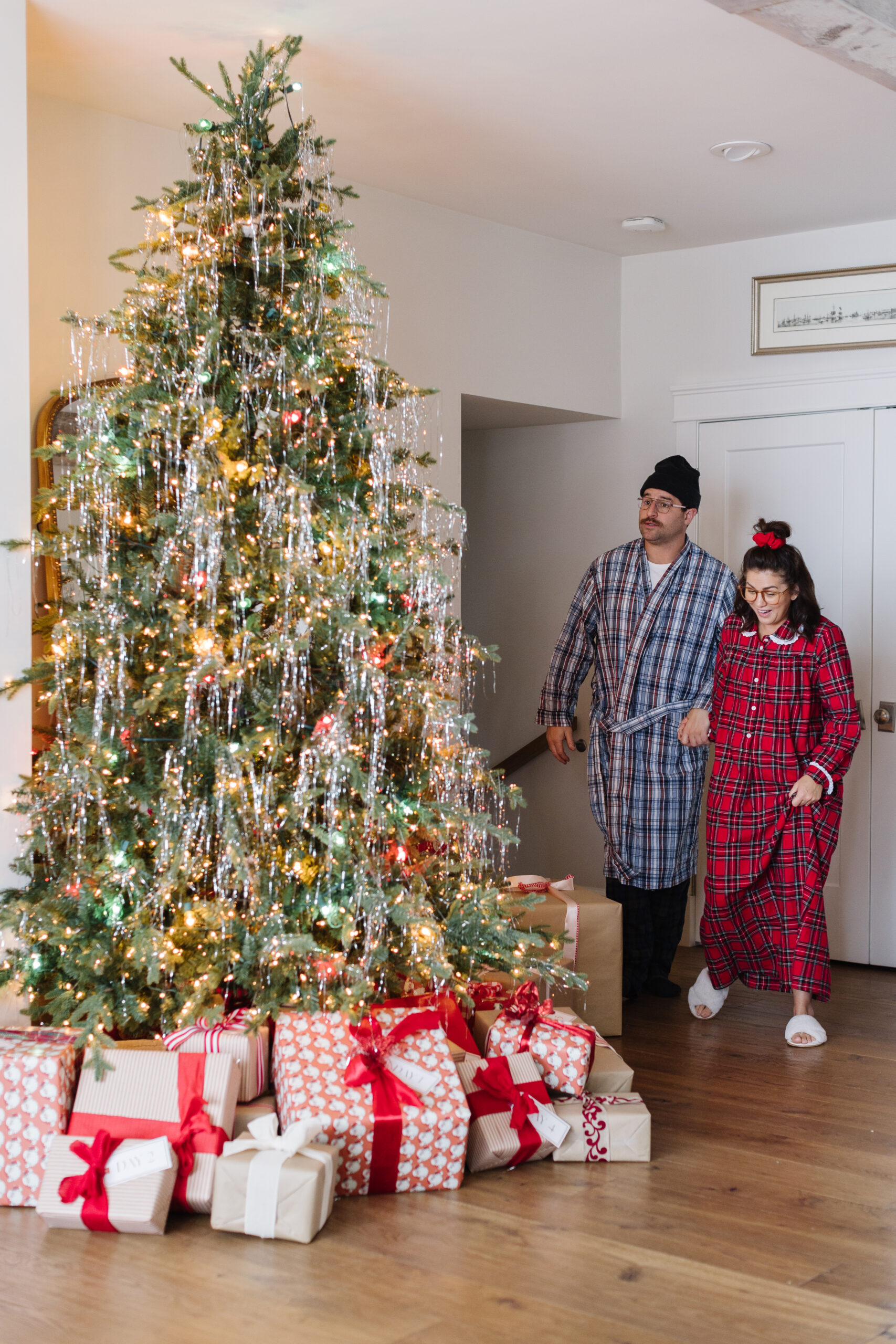 Jillian Harris and Justin Pasutto's Christmas tree for Jilly's 12 Day Giveaway Dreaming of the 80's theme