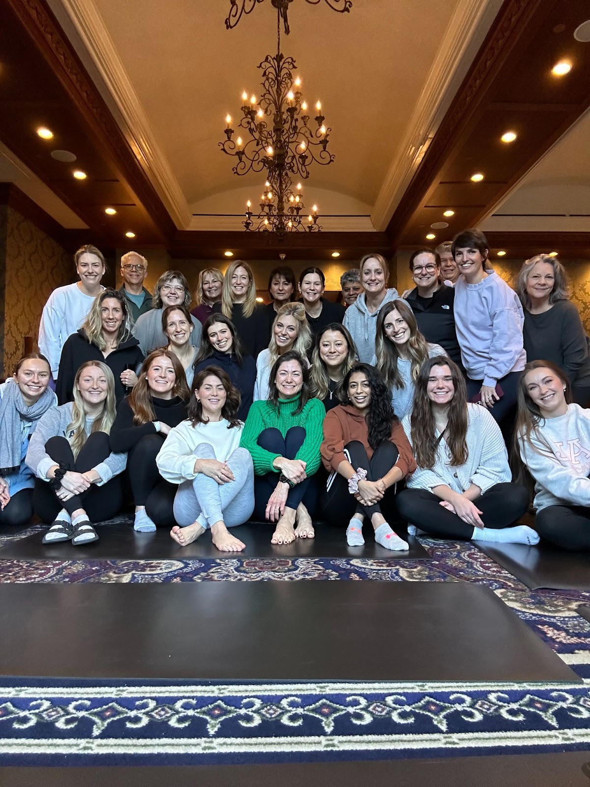 Team Jilly and Jillian Harris at The Oak Bay Beach Hotel Wellness Weekend yoga session