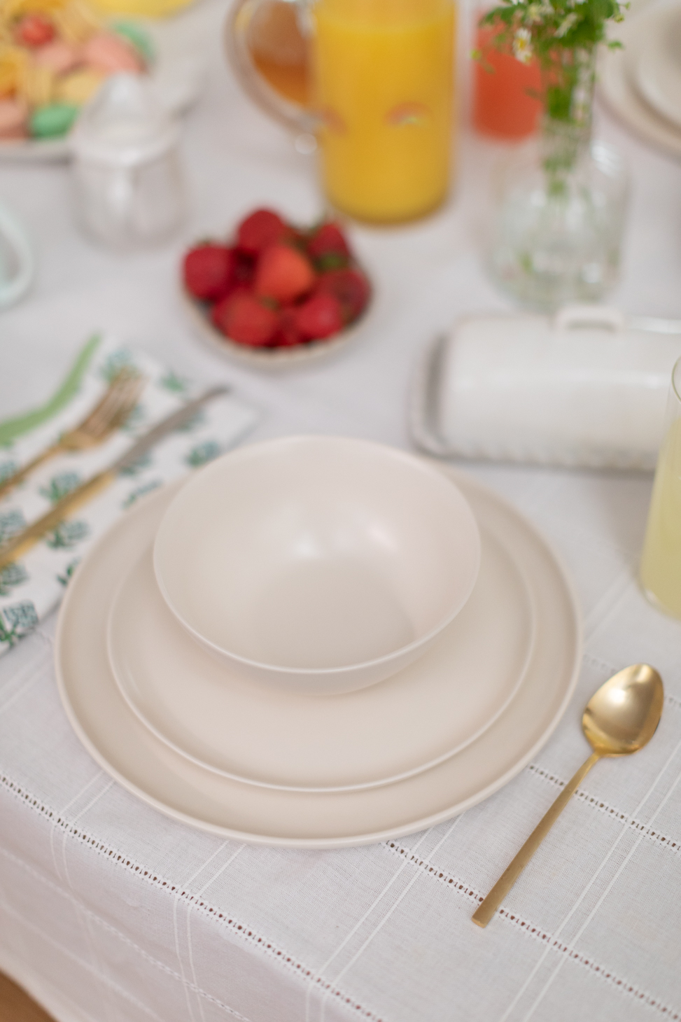 Fable Base Dinnerware Set from The Spring 2024 Jilly Box Add-Ons 