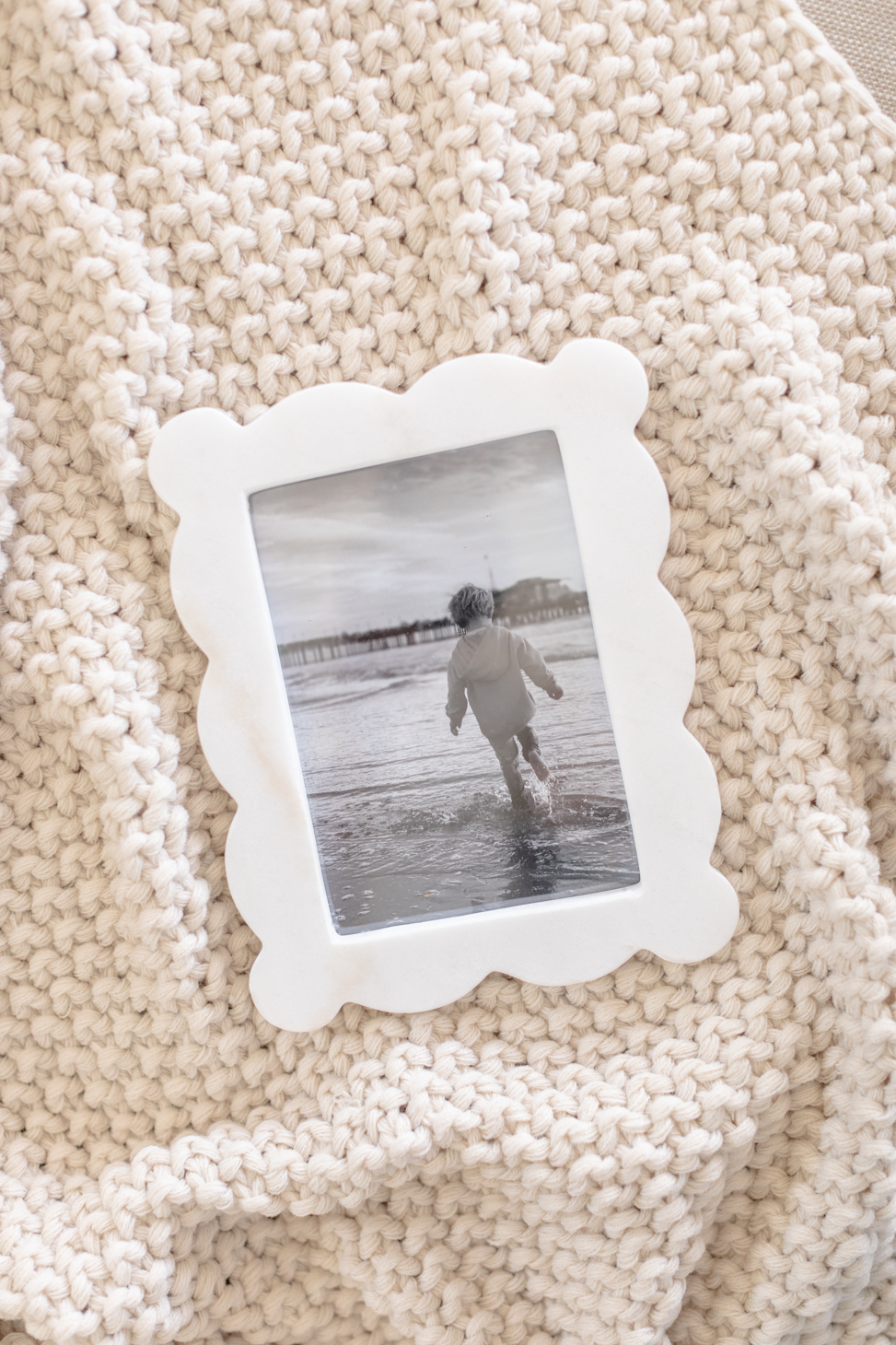 Marble frame for the Summer 2024 Jilly Box