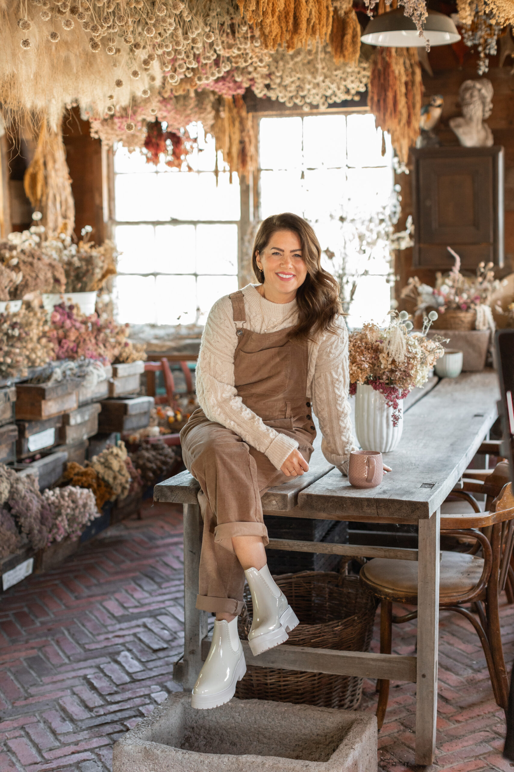 Jillian Harris wearing the Rustic Corduroy Overalls from the Jillian Harris x Joe Fresh x Life At Home™ Fall Collection