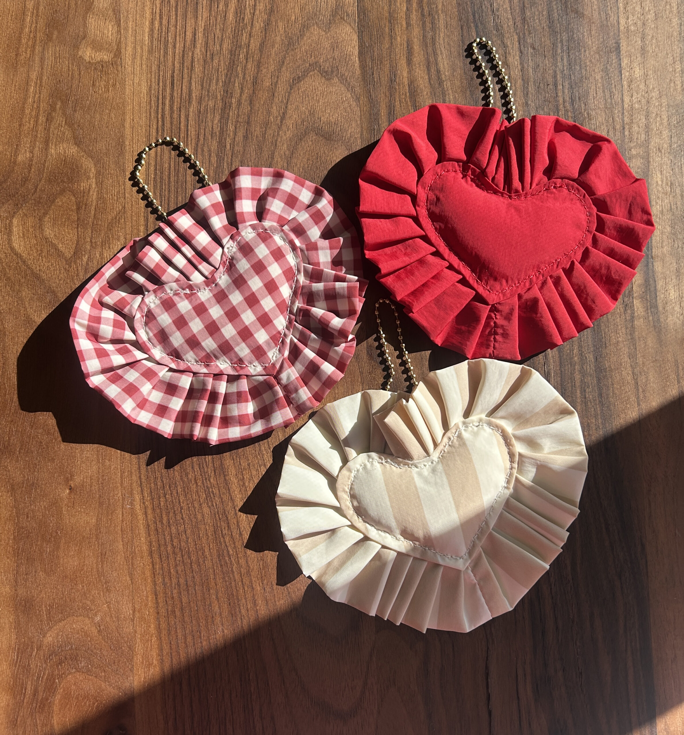 ruffle heart ornament