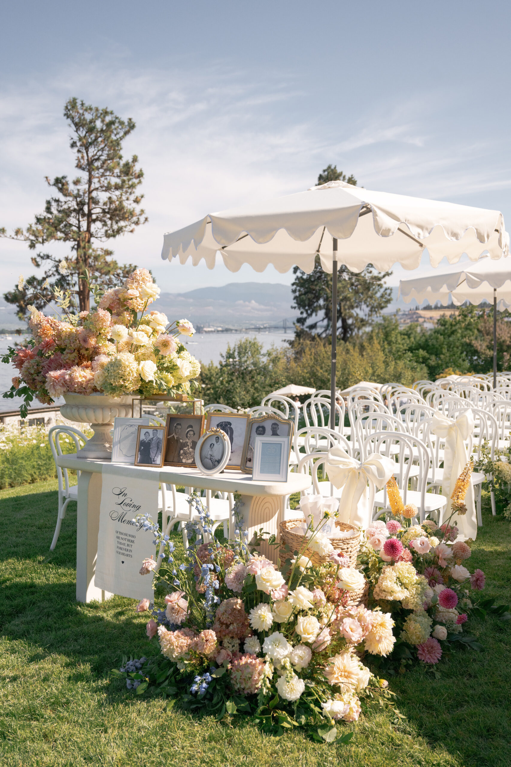 Jillian and Justin's wedding ceremony flowers